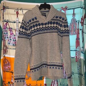 American Eagle blue and cream sweater